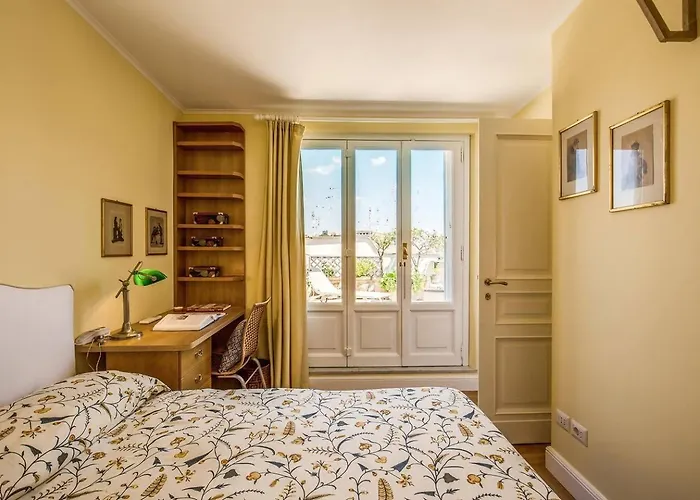 Attic With Terrace Overlooking St Peter's Basilica Apartamento