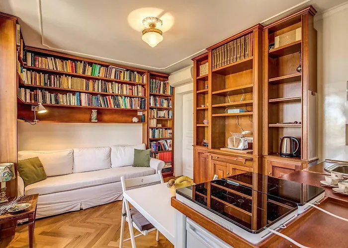 Attic With Terrace Overlooking St Peter's Basilica Apartamento