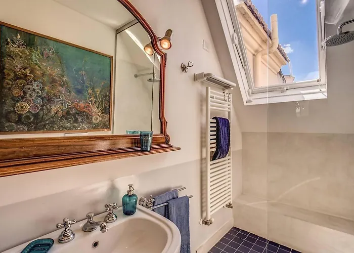 Attic With Terrace Overlooking St Peter's Basilica Apartamento *