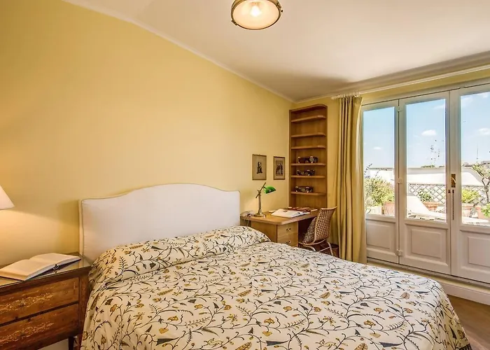 Attic With Terrace Overlooking St Peter's Basilica * Roma