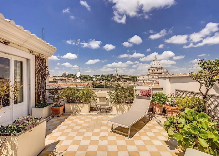 Apartamento Attic With Terrace Overlooking St Peter's Basilica Roma